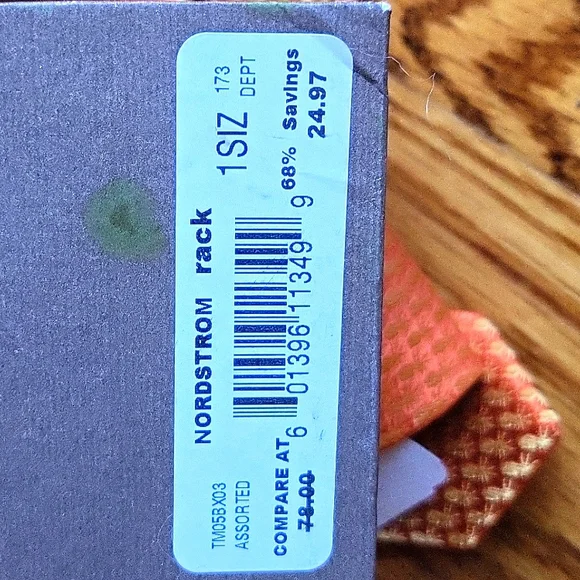 Tommy Bahama NWT men's bright orange & gold tie. - Picture 4 of 7